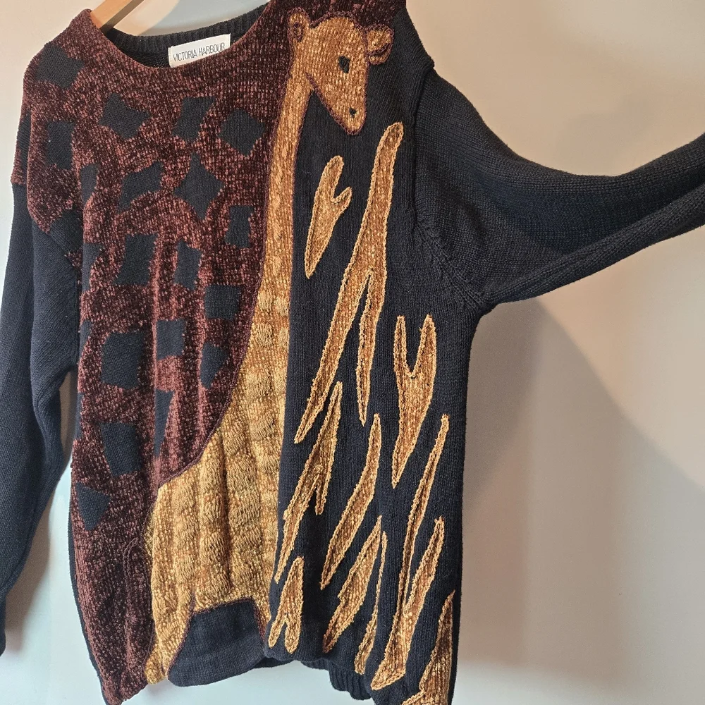 N/A unique sweater